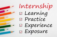 What is the importance of internships for freshers